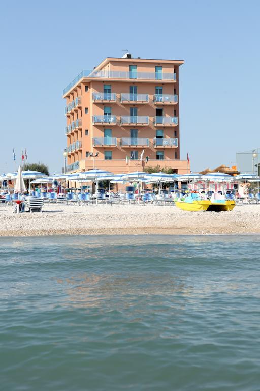 Abbazia Club Hotel Marotta Eksteriør bilde